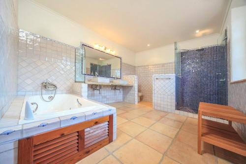Sa Pobla Villa Sleeps 8 Pool Air Con Wifi