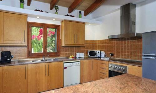 Sa Pobla Villa Sleeps 6 Pool Air Con Wifi