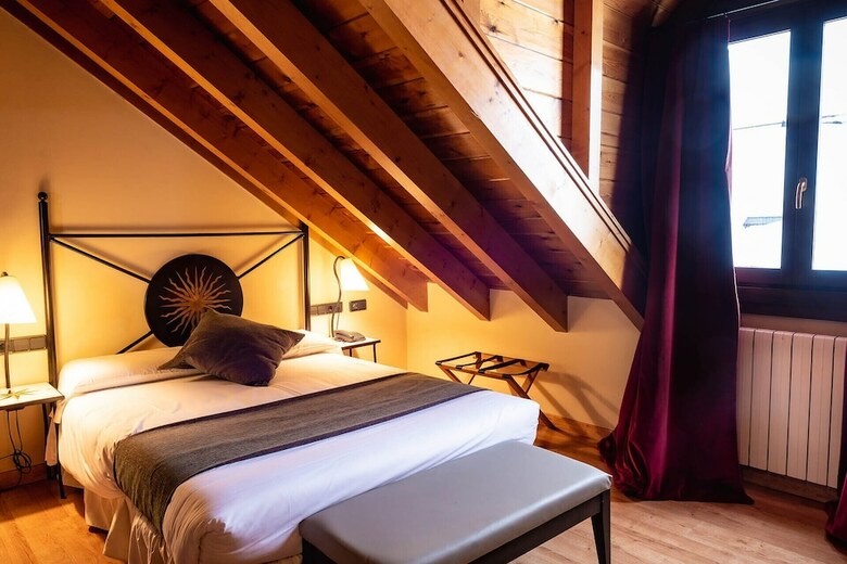Hotel Valle De Izas