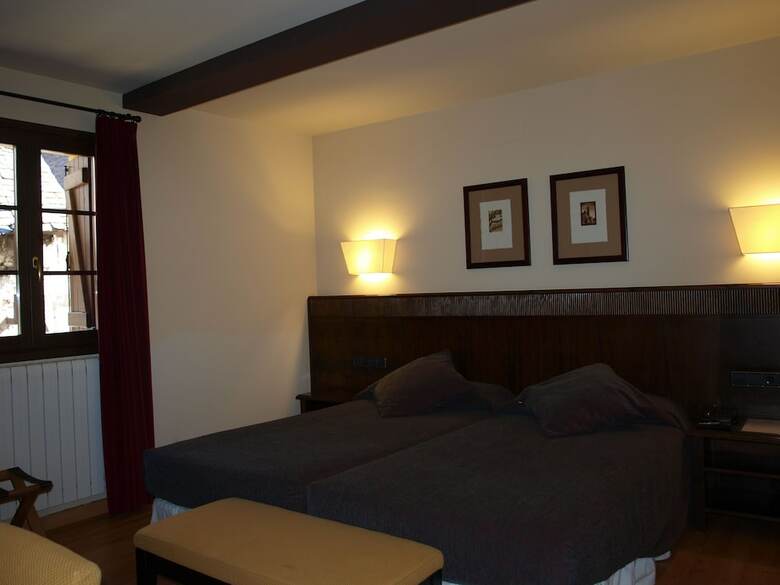 Hotel Valle De Izas
