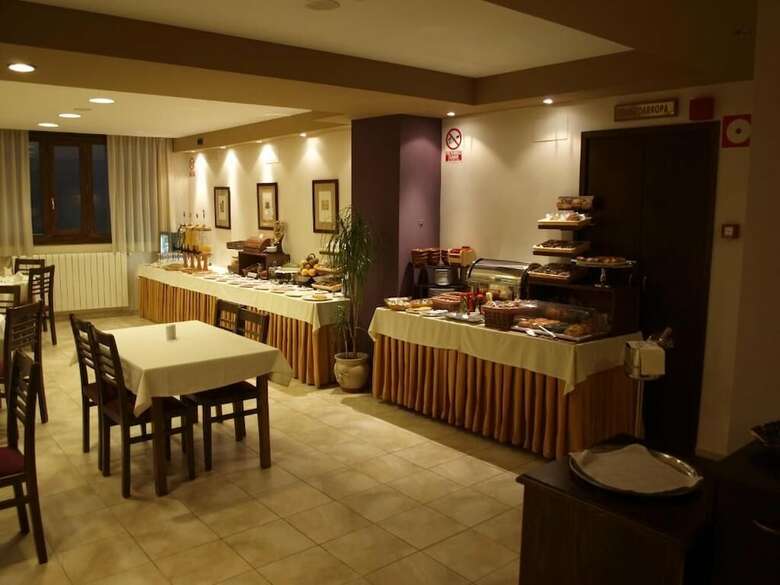 Hotel Valle De Izas