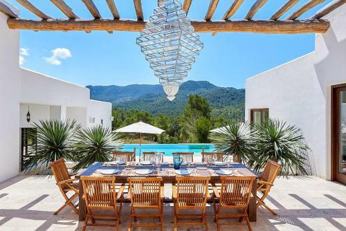 San Jose Villa Sleeps 12 Pool Air Con Wifi