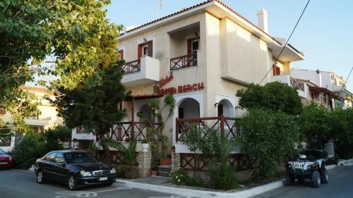 Hostal Rania Beach