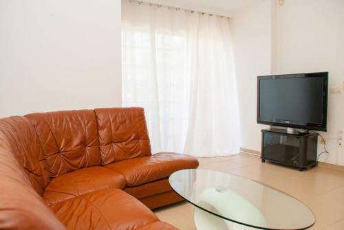 Segur De Calafell Villa Sleeps 8 Pool Air Con Wifi