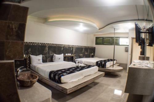 Auto Hotel Cielo Good Luck