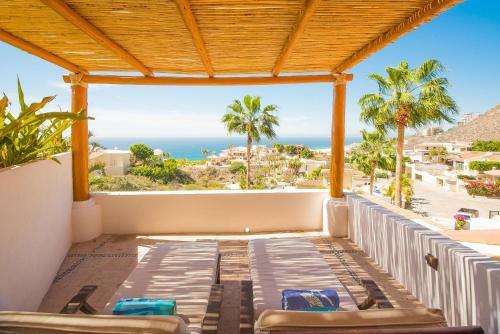Gorgeous Ocean View Fits 17 Guests, Villa Del Sol
