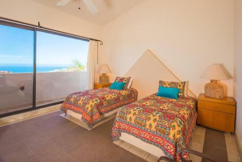 Gorgeous Ocean View Fits 17 Guests, Villa Del Sol