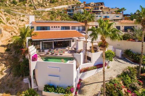 Gorgeous Ocean View Fits 17 Guests, Villa Del Sol