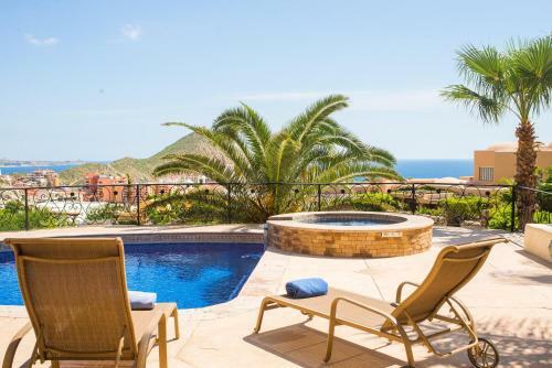 Spacious Villa In Pedregal, Villa Diamante De Law