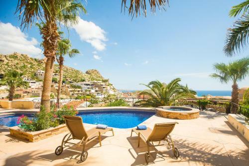 Spacious Villa In Pedregal, Villa Diamante De Law