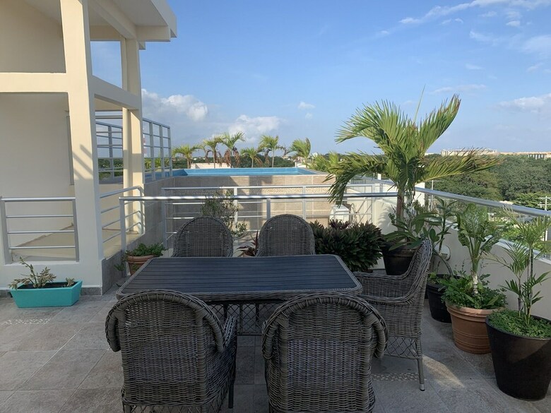 Hotel Punta Esmeralda