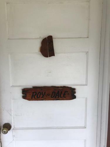 Hotel Twin Elm Guest Ranch And 2e Rv Resort