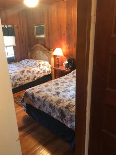 Hotel Twin Elm Guest Ranch And 2e Rv Resort