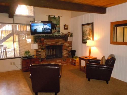 Two-bedroom Standard Unit #53 By Escape For All Seasons
