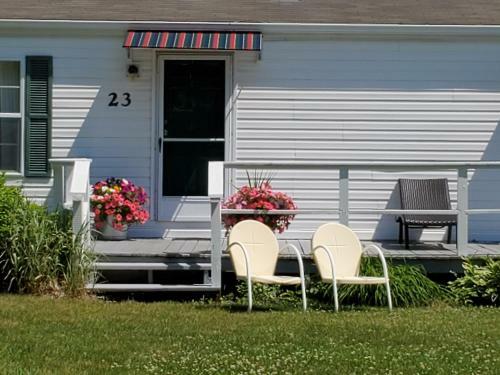 Lake View Motel