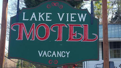 Lake View Motel