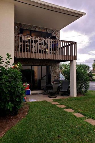 Blue Surf 18 Townhouse