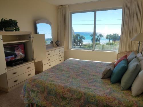 Leeward Key 305