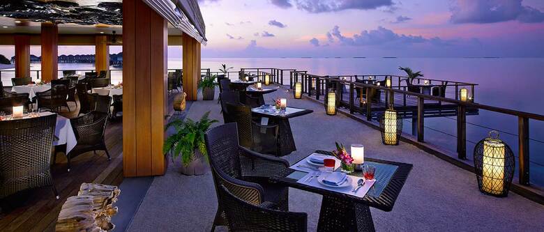 Hotel Dusit Thani Maldives