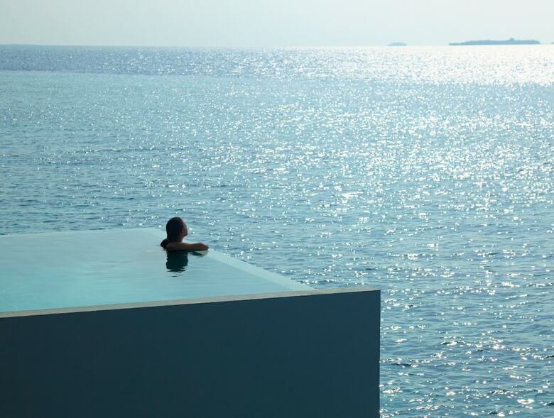 Hotel Dusit Thani Maldives