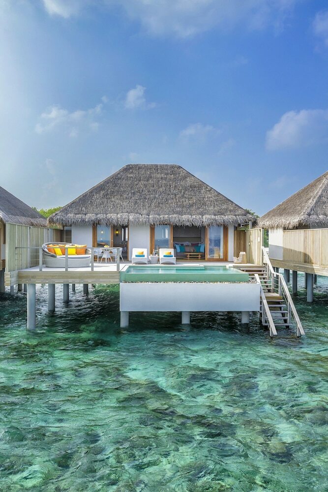 Hotel Dusit Thani Maldives