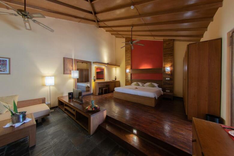 Hotel Reethi Beach Resort
