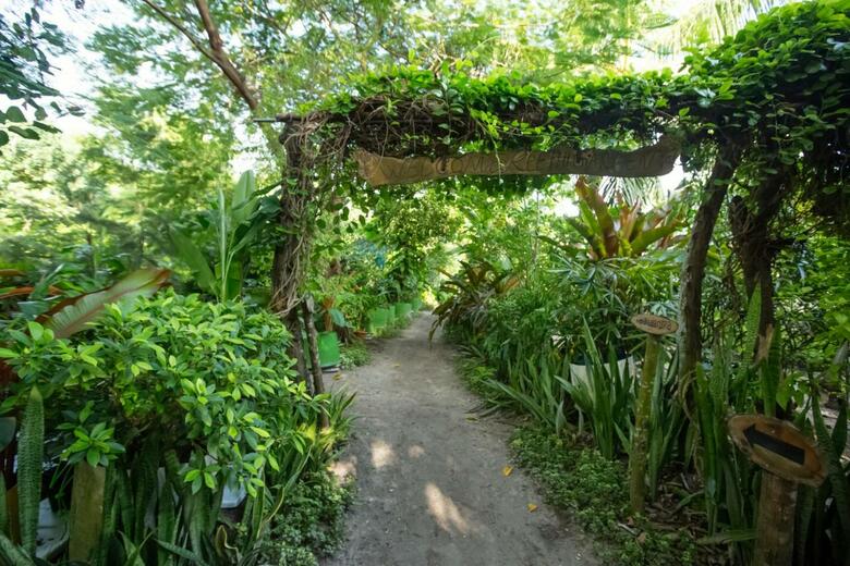 Hotel Reethi Beach Resort