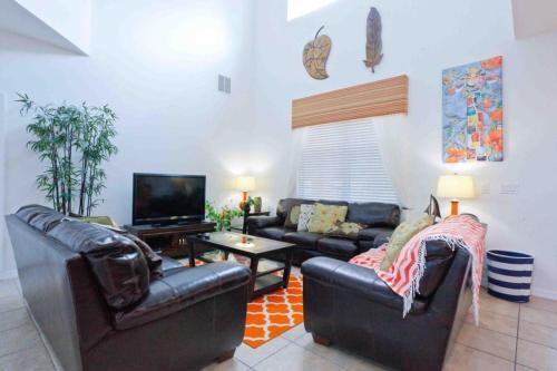 2514 Dharma House