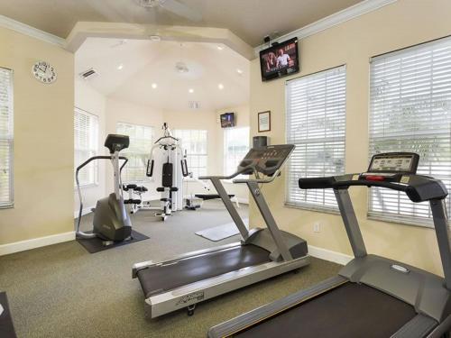 Peaceful 5 Bedroom Pool Home In Windsor Palms Resort