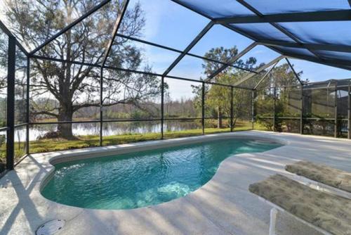 Gated 4 Bedroom 2 Bath Pool Home In Kissimmee