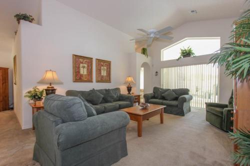 Santee Vill 8102