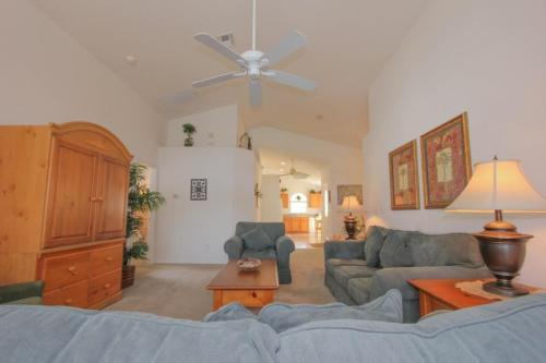 Santee Vill 8102