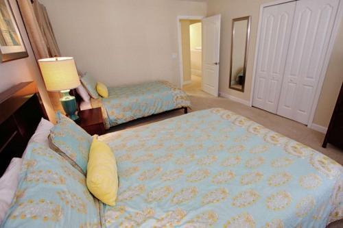 Luxury 5 Bedroom Pool Home In Paradise Palms Resort