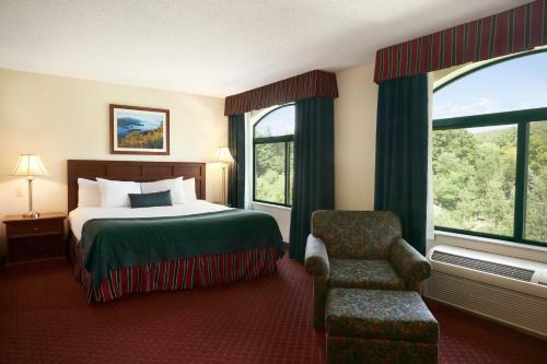 Hotel Wingate By Wyndham Lake George