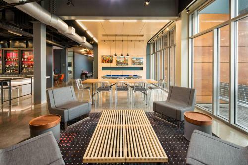 Hotel Aloft Louisville East