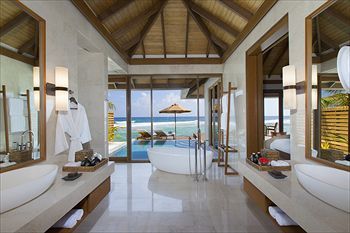 Hotel Anantara Veli Resort & Spa