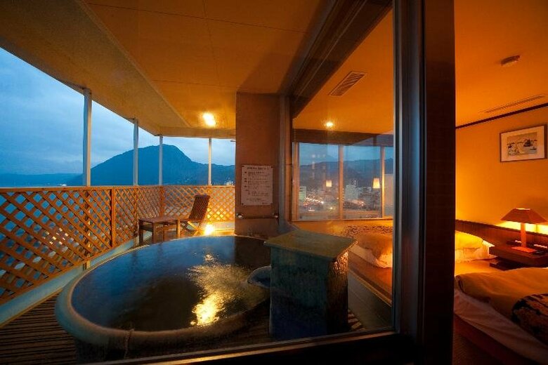 Hanabishi Hotel