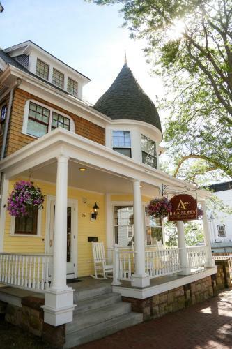 Posada Almondy Inn