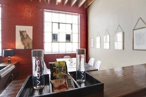 Apartamento Three-bedroom, Three-bath Industrial Apt In Nola C.b.d.