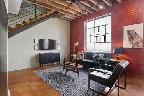 Apartamento Three-bedroom, Three-bath Industrial Apt In Nola C.b.d.