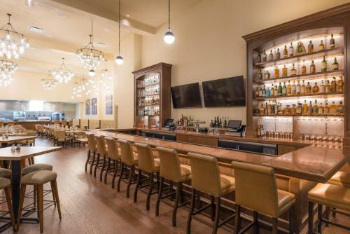 Nopsi Hotel, New Orleans
