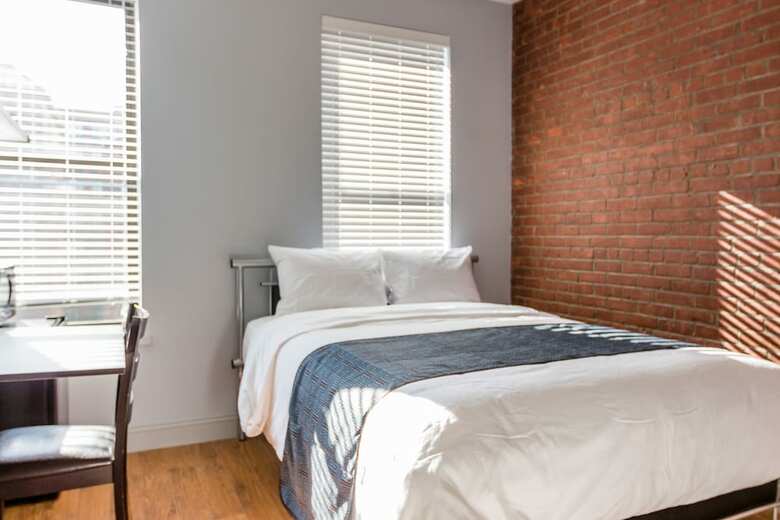 Hostal The Park Ave North