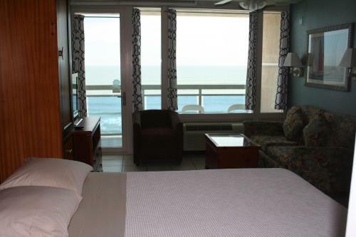 Hotel Georgian Inn Beach Club