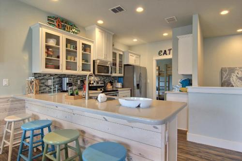 Beachy Keen Townhouse