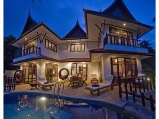 Hotel Paradise Island Estate