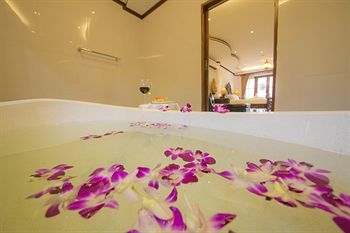 Hotel Paradise Island Estate