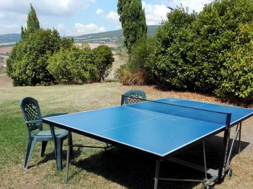 Castiglioncello Del Trinoro Villa Sleeps 12 Pool