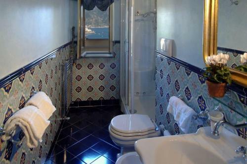 Colli Di Fontanelle Villa Sleeps 12 Pool Air Con