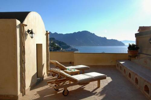 Colli Di Fontanelle Villa Sleeps 12 Pool Air Con