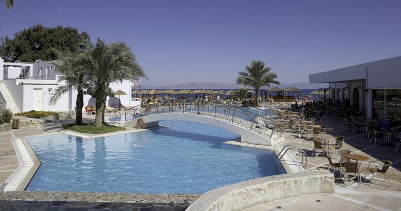 Hotel Avra Beach